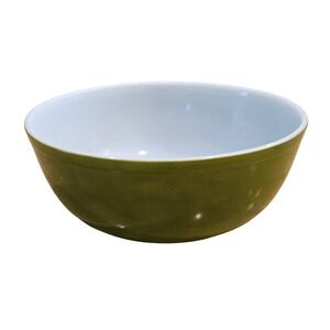 Vintage Pyrex 404 Avocado Green Verde Mixing Bowl 4 Quart Large Opal Glass USA
